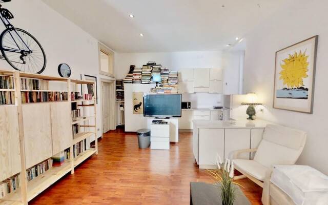 Triestevillas - Centrale w/ AC, Palazzo Storico