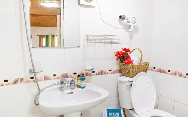 Wonju Munmak-eup Healing & Recreation Park Pension