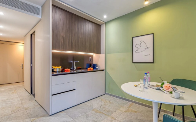 Icon H 201 Suite Micro-living