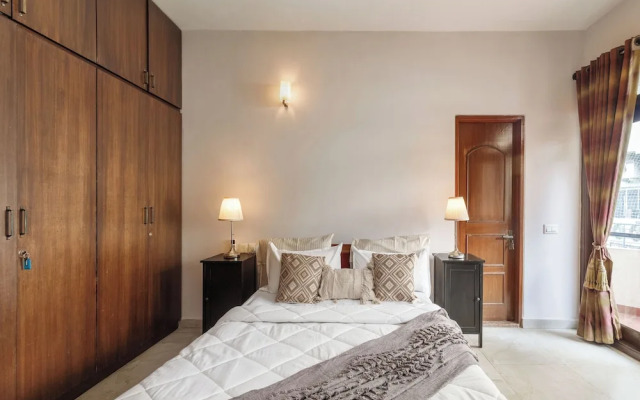 Casabelle by Redolivenr UB City Luxury Apt