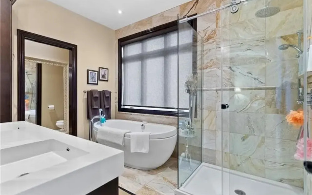 Niagara Creekside B&B