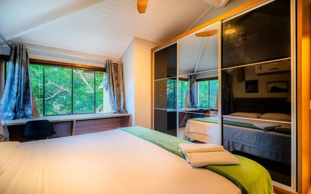 Bz51Casa no centro 4 suítes sauna priv