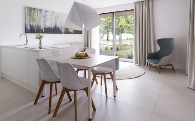 OliverLux Aparthotel