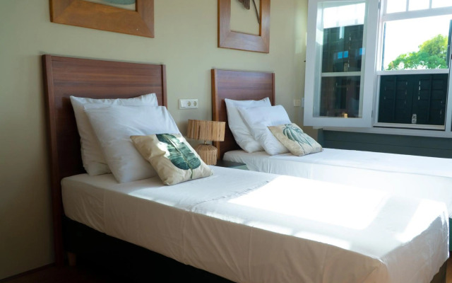 Couleur Locale Paramaribo