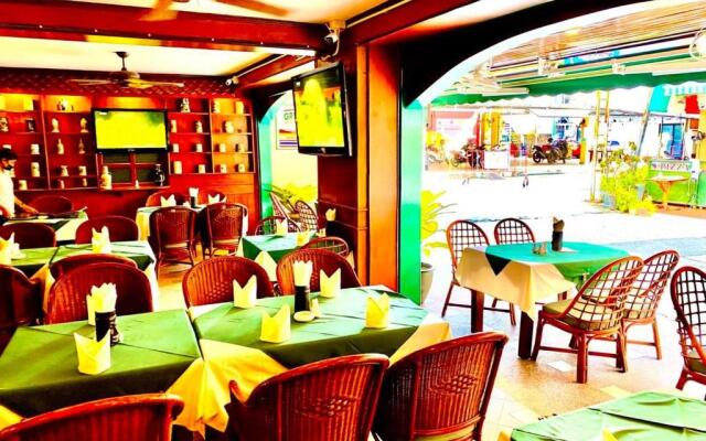 Grillhütte Patong