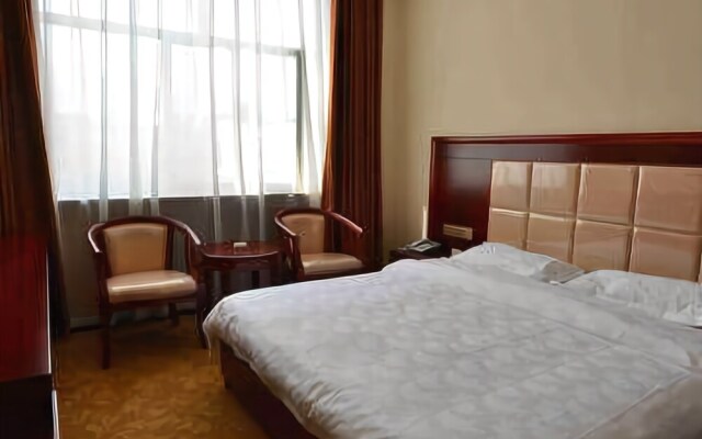 Lanzhou Huachen Hotel
