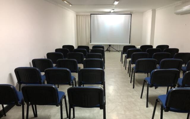 Eslait Hotel & Apartamentos