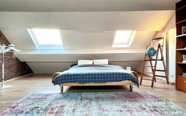 Spacious Family Apartment Midi