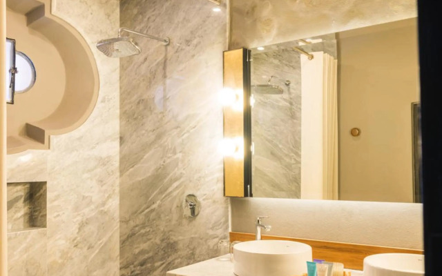 Dos Casas Hotel & Spa