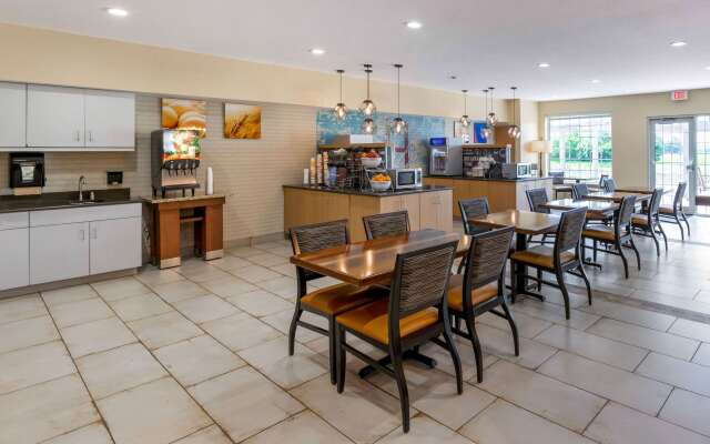 Comfort Suites Burlington