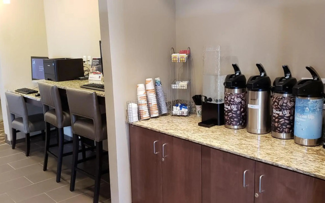 Comfort Suites Denver near Anschutz Medical Campus
