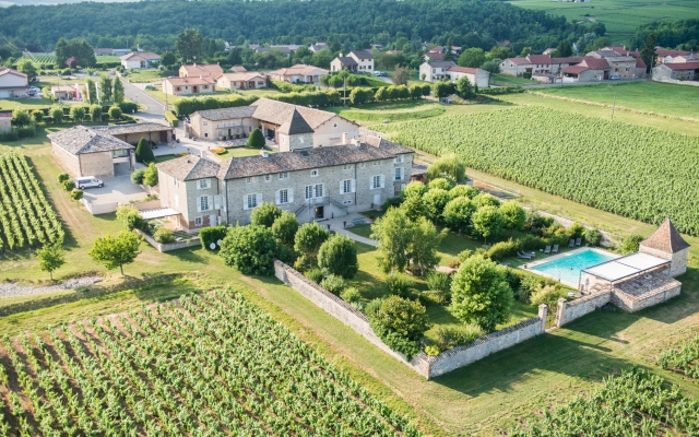 Le Chateau De Besseuil