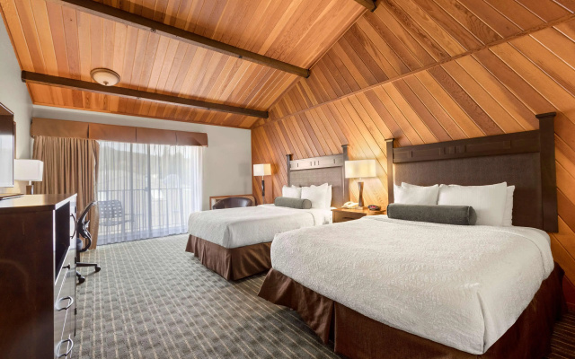 Best Western Plus Tree House