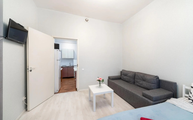 на Малой морской 16