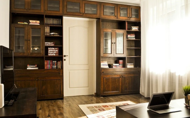 Homey - Strada Batistei 9