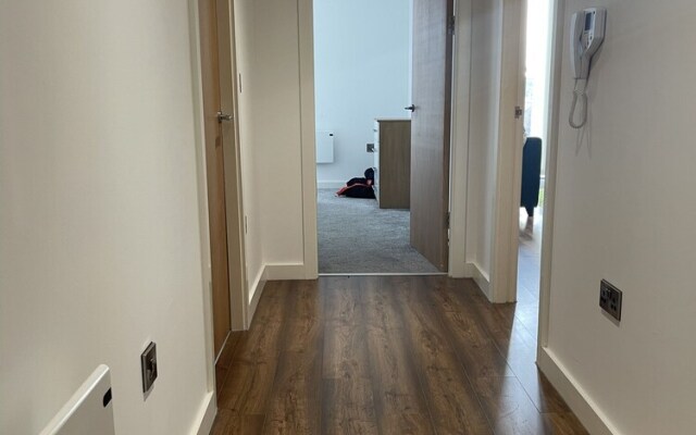 Luxury 2-bed Apartment in Manchester With Parking