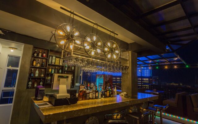 Botum Palace Hotel