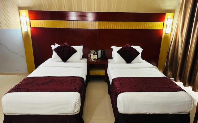 Phoenix Retreat Deira By Dancenter