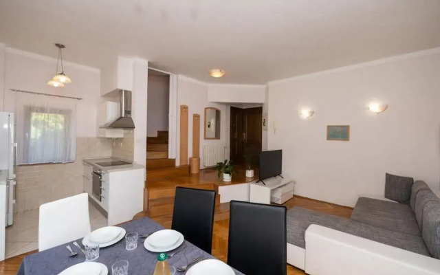 Seaview Apartment Lara