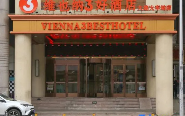 Vienna 3 Best Hotel (Dalian Railway Station Russian Style Street Branch) – Exterior – Dalian