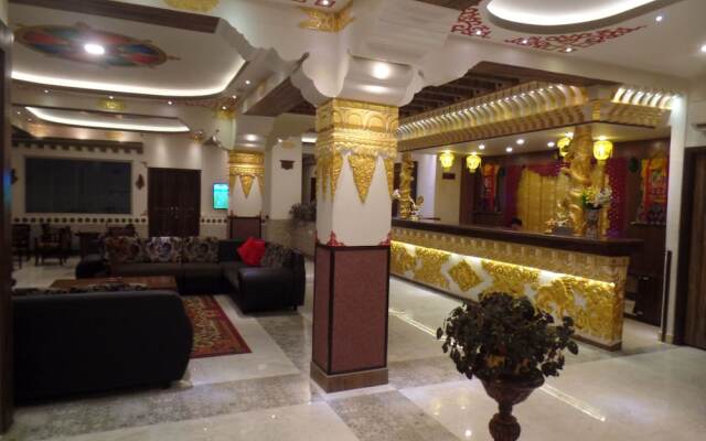 The Lindsay Cheu Den