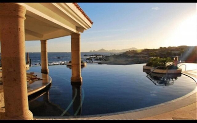 Luxurious Family Suite at Cabo San Lucas