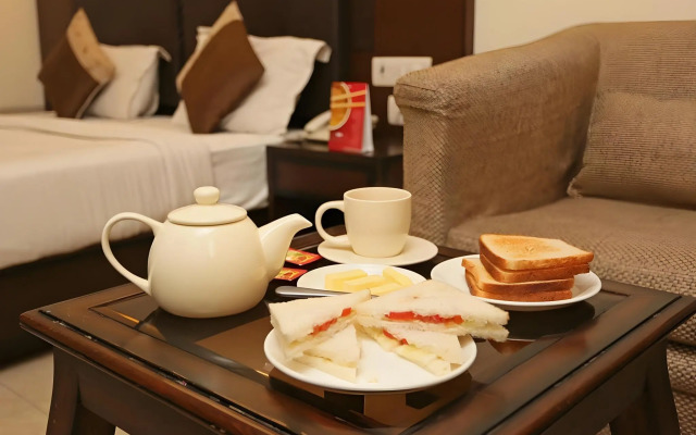 ADB Rooms Hotel Noratan Palace