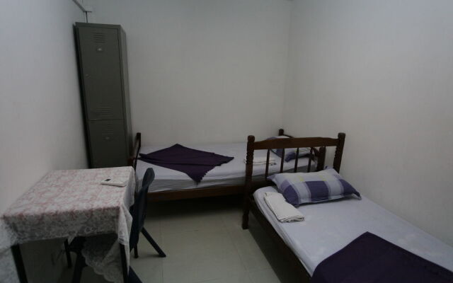 May & May Hostel
