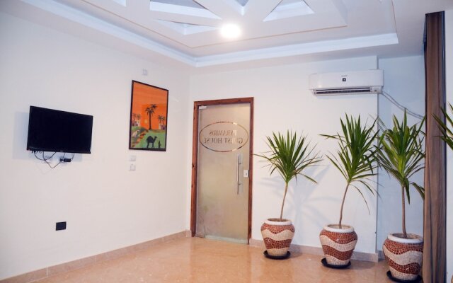 Pyramids Guest House