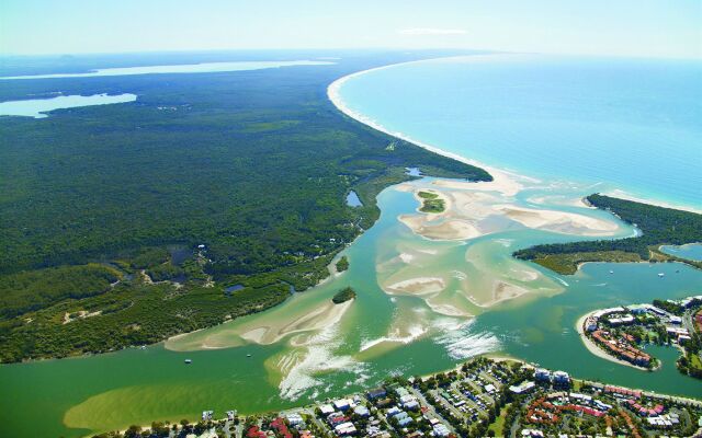 Coral Beach Noosa Resort