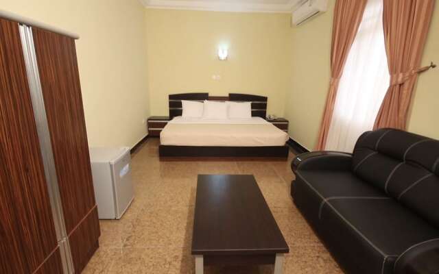 Residency Hotel Leophine House