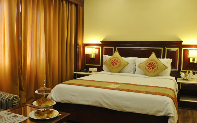Dynasty Hotel