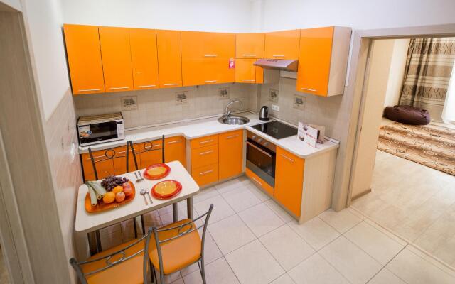 9 ночей на улице Карла Либкнехта 112