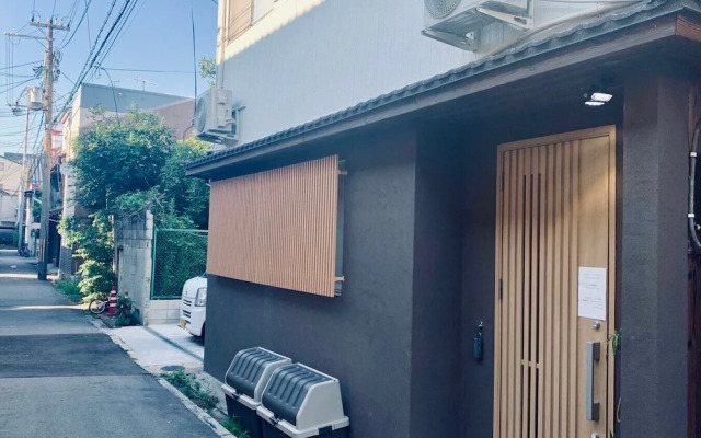 Hanazonominami Apartment 102