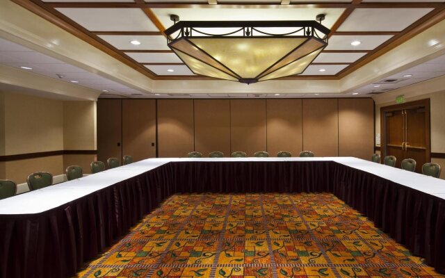 DoubleTree by Hilton San Jose