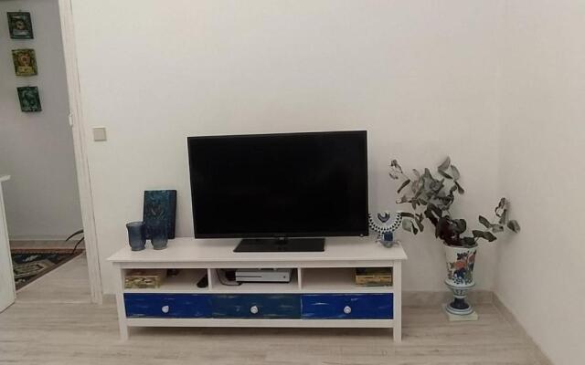 Piso Iwvaxi, gallery house. Ourense.