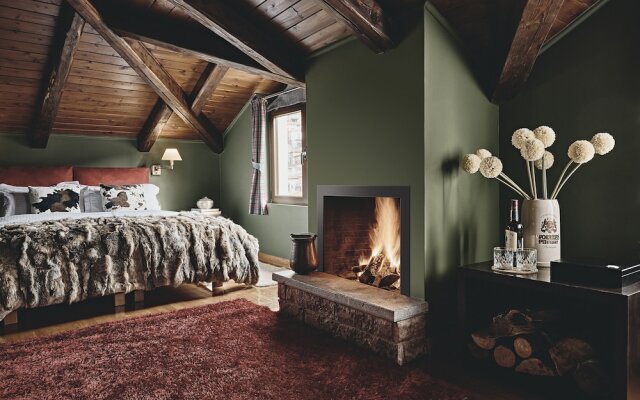 Nostos Suites by White Hills