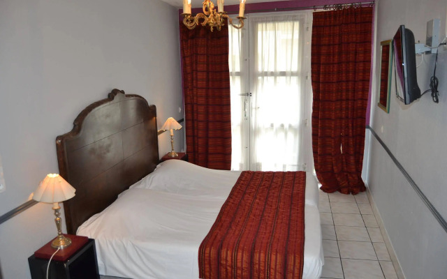 Brit Hotel Les Comtes de Champagne Centre Historique