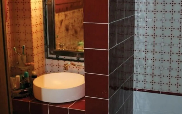 Roes Suites
