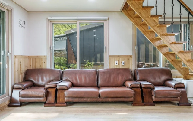 Gapyeong On The Hill Pool Villa