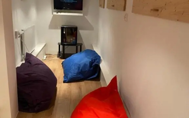 Central Stratford Cozy Double Room