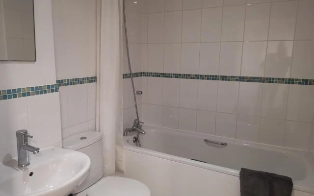 Private Luxury Room Southampton