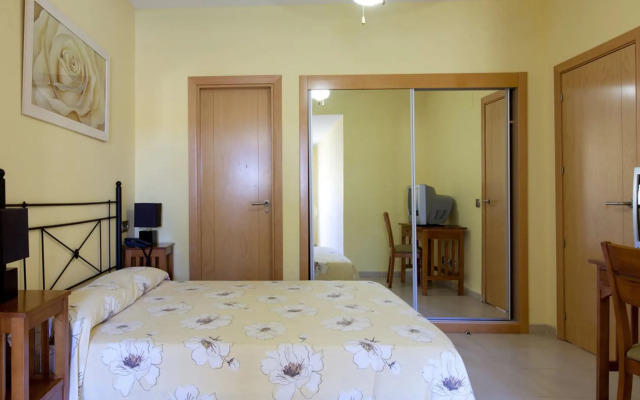 Apartamentos Playamarina