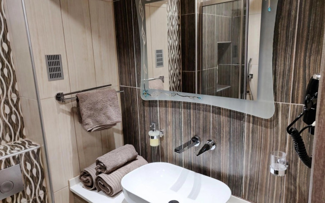 Agias Sofias Street Luxurious Studio