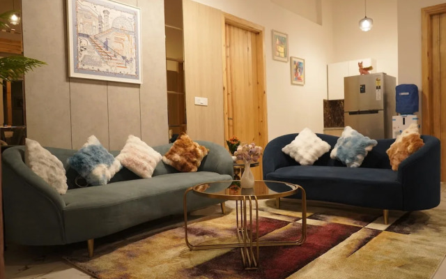 Uptown Kingdom The Luxury Homestay