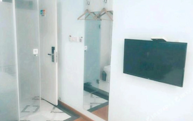 100 Inn Liangpin Hotel (Nanjing Jiangning Higher Education Mega Center Transportation College Subway Station)