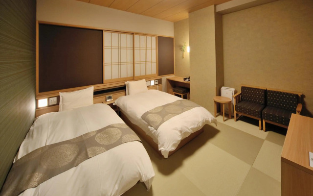Tennen Onsen Toyama Tsurugi no Yu Onyado Nono