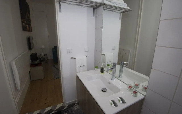 Oporto Sun - Trindade