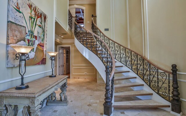 Bella Luna by RedAwning