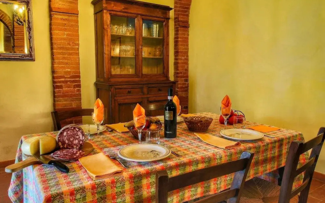 Cozy Villa for Six Guests